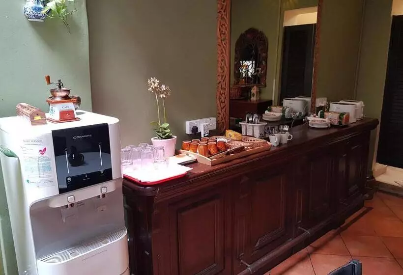 فندق Cintra House