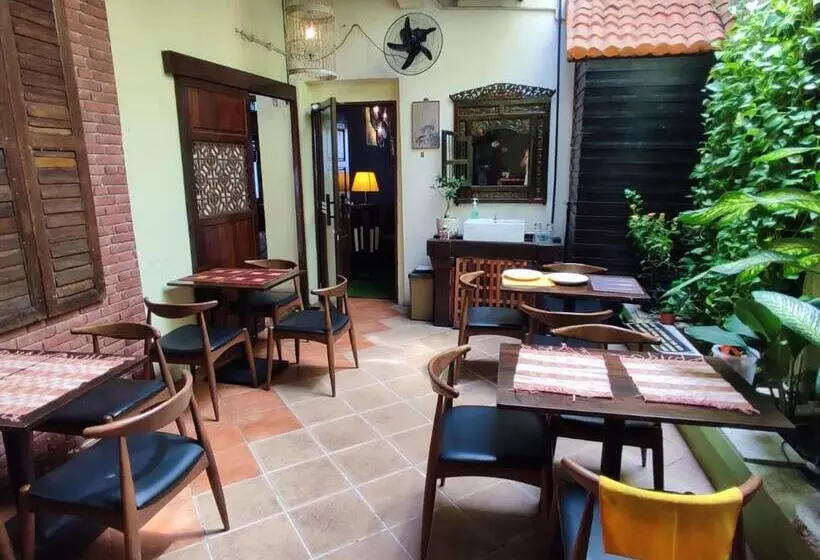 فندق Cintra House