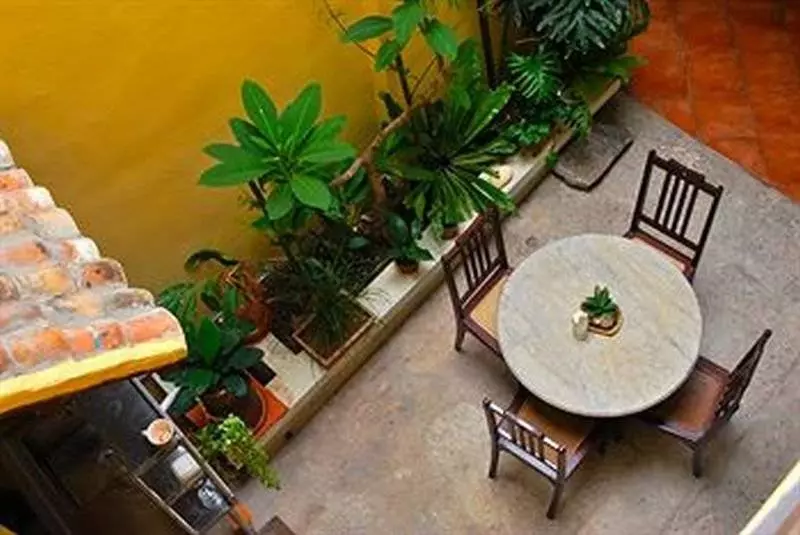 فندق Cintra House