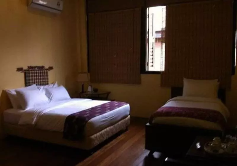 فندق Cintra House