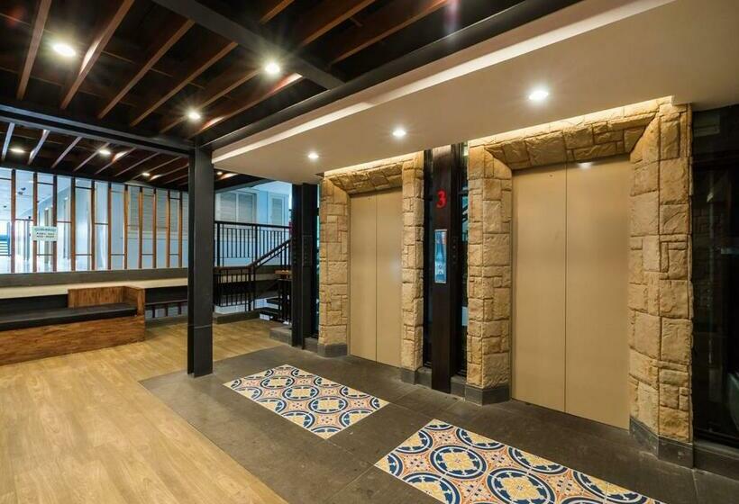 هتل D&d Inn Khaosan