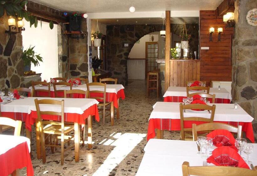 Отель Le Parpaillon