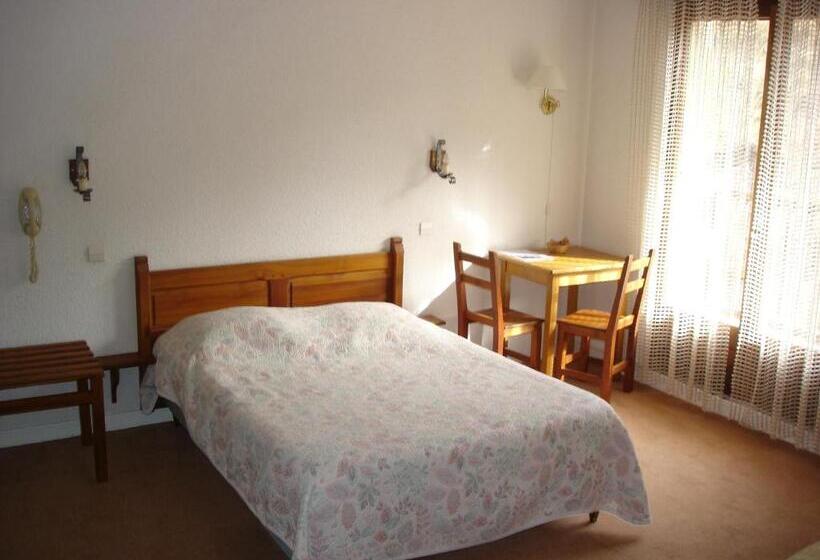 Отель Le Parpaillon