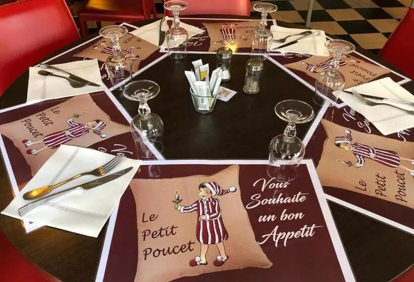 فندق Le Petit Poucet