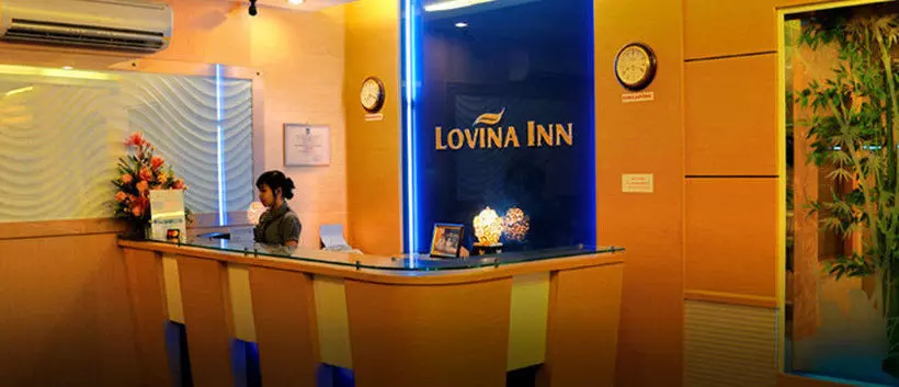 ホテル Lovina Inn Penuin