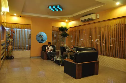 ホテル Lovina Inn Penuin