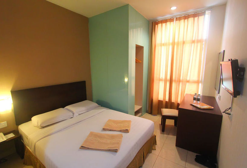 בית מלון כפרי Lovina Inn Penuin