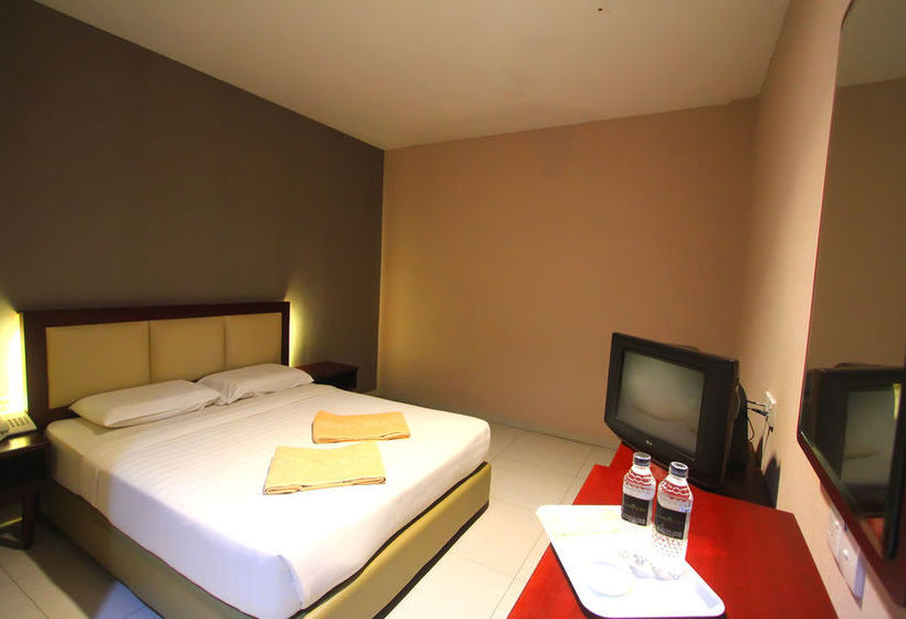 בית מלון כפרי Lovina Inn Penuin