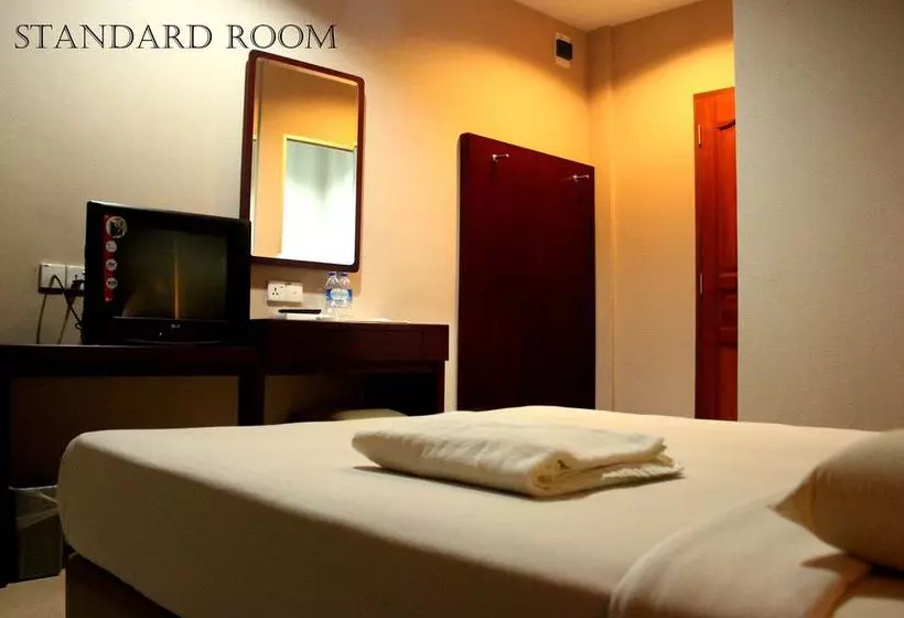 ホテル Lovina Inn Penuin