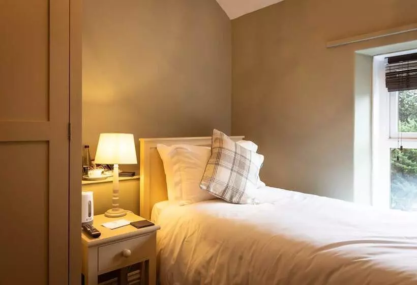 בית מלון כפרי The Derwent Arms