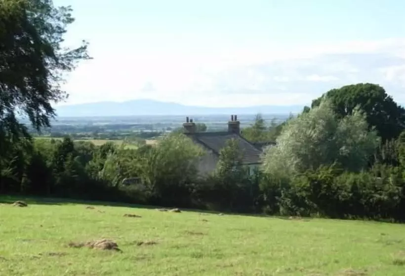 Отель Wallace Lane Farm Farm Home