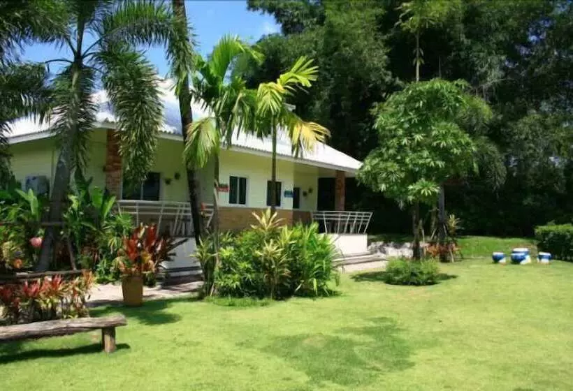 בית מלון כפרי Watermill Resort