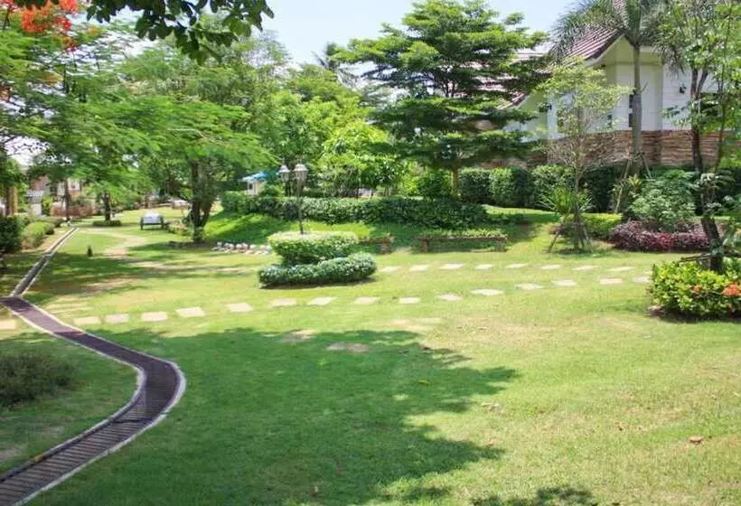 בית מלון כפרי Watermill Resort