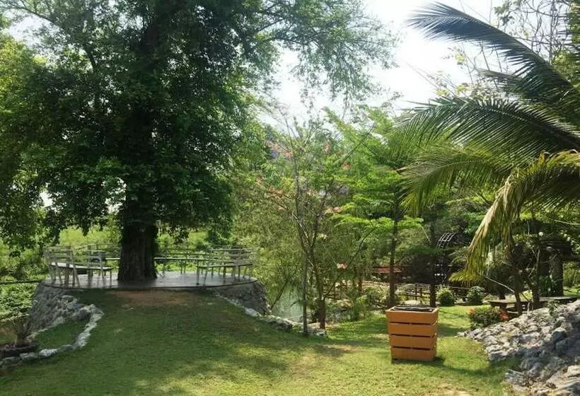 בית מלון כפרי Watermill Resort