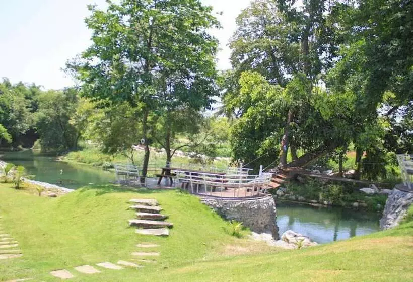 בית מלון כפרי Watermill Resort