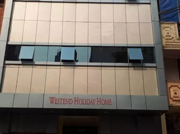 בית מלון כפרי Westend Holiday Home 5 Mint From Nizamuddin Railway Station