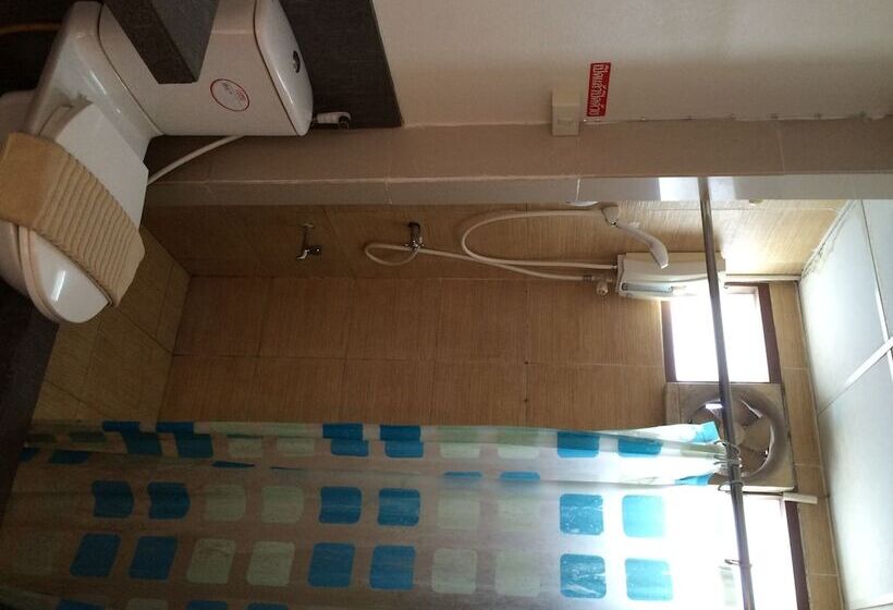 فندق Wilai Guesthouse