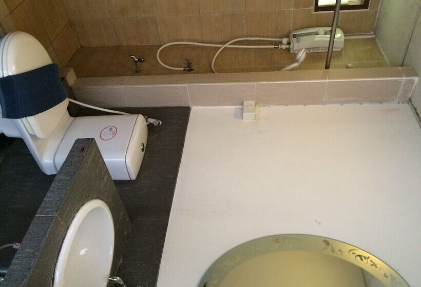 فندق Wilai Guesthouse