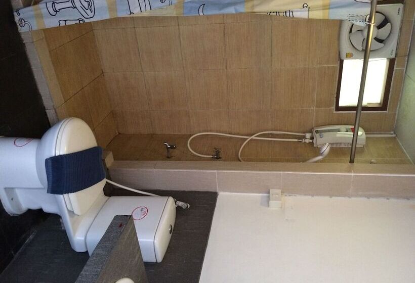 فندق Wilai Guesthouse