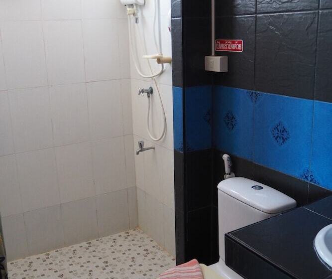 فندق Wilai Guesthouse