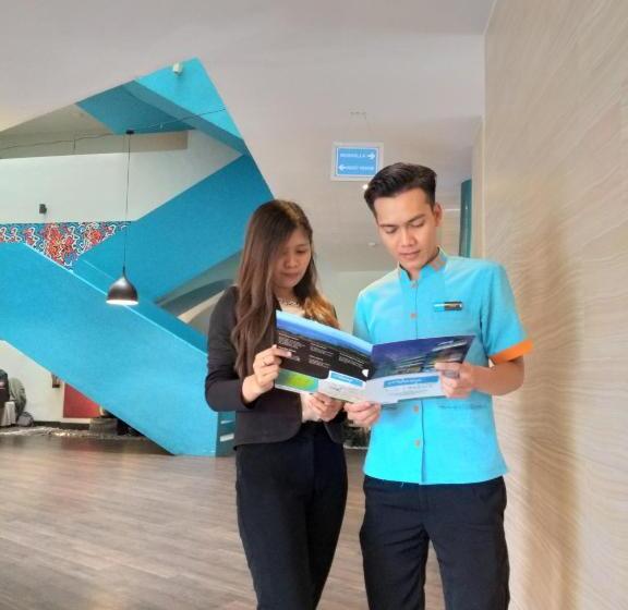 Idoop Hotel By Prasanthi