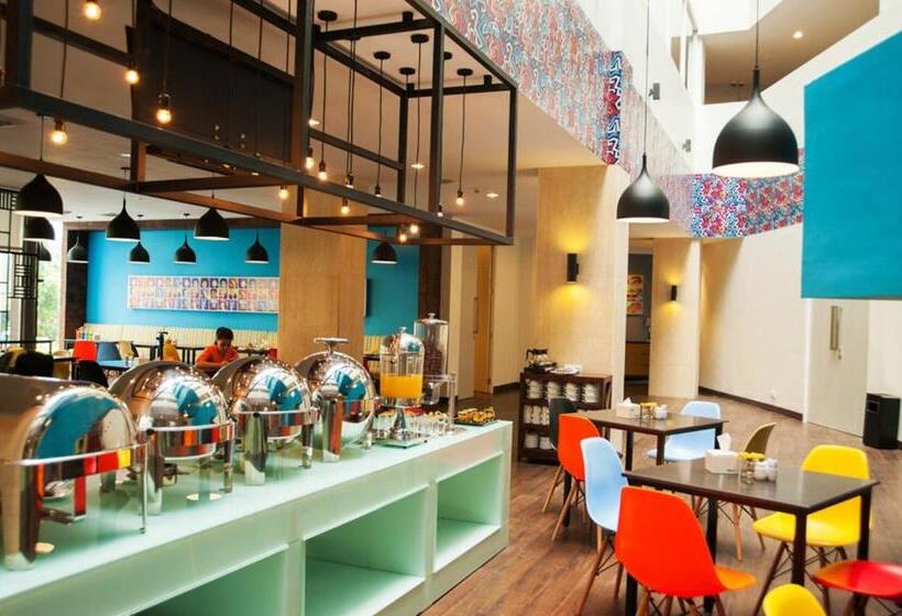 Idoop Hotel By Prasanthi