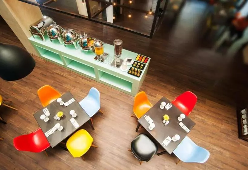 Idoop Hotel By Prasanthi