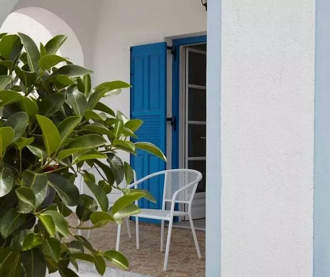 Loukas & Emma Eco Houses