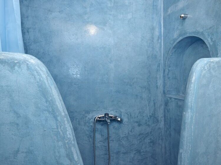 Loukas & Emma Eco Houses