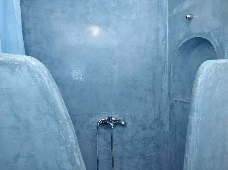 Loukas & Emma Eco Houses