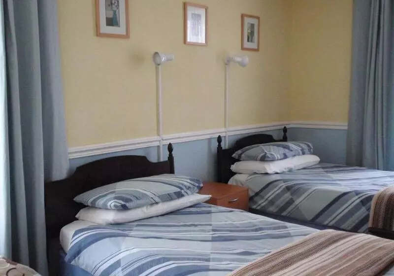 Majatalo Old Pier House