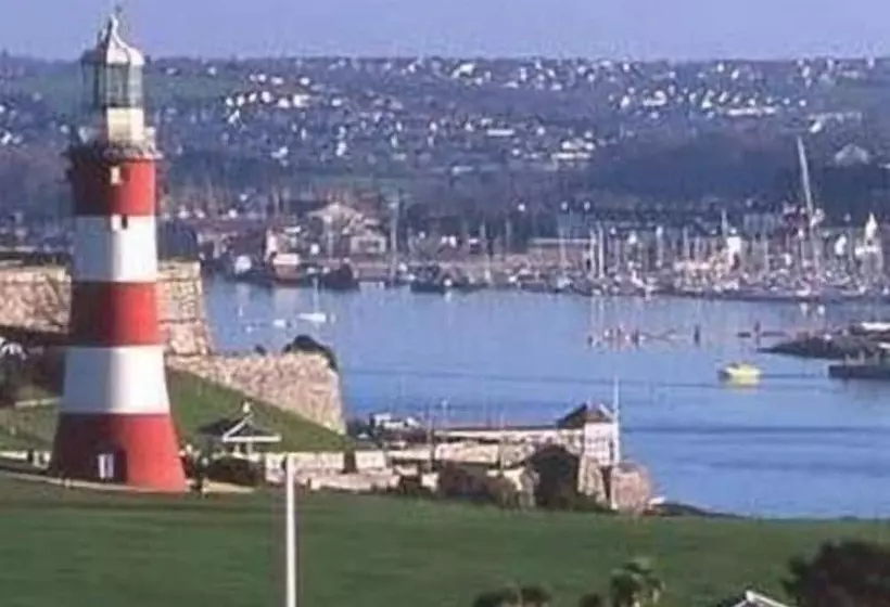 Majatalo Old Pier House