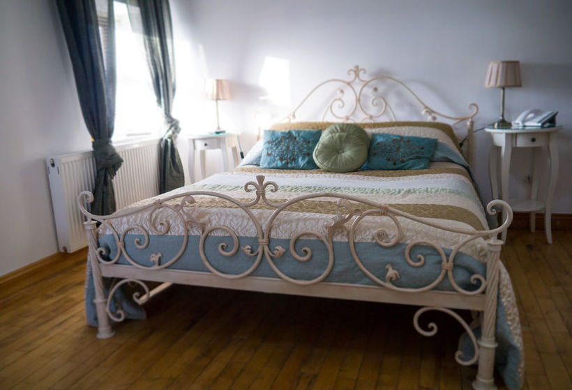 Pensione Sheldon S Retreat B&b