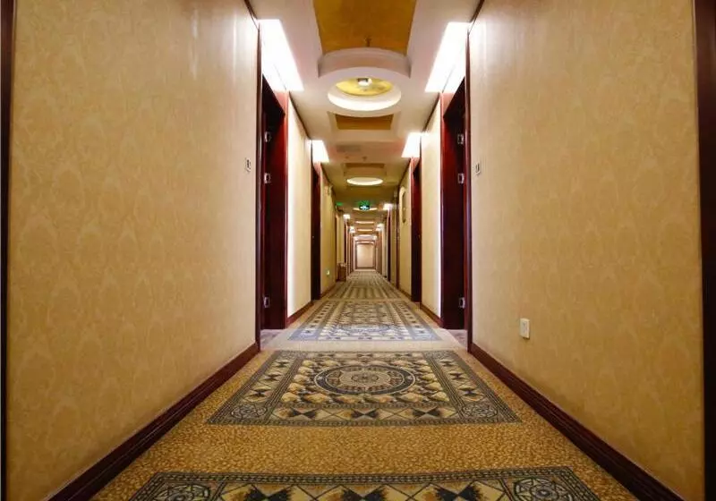 Vienna Hotel Suzhou Luokou Furniture Store