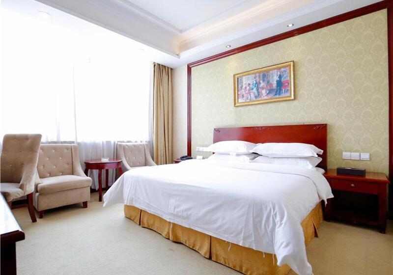 Vienna Hotel Suzhou Luokou Furniture Store