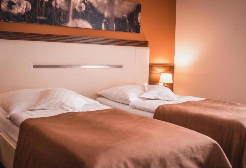 Отель Dom Zdravia   Kúpele Pieniny