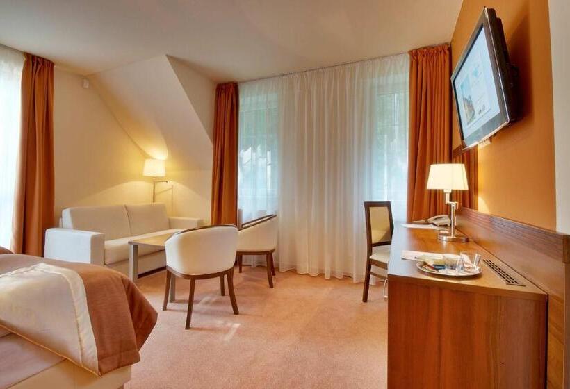 Отель Dom Zdravia   Kúpele Pieniny