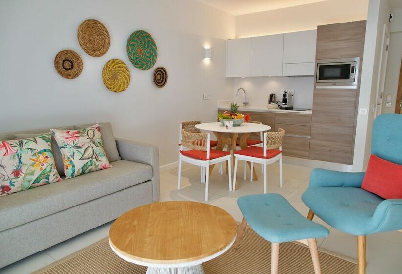 Hotel Domaine De Grand Baie