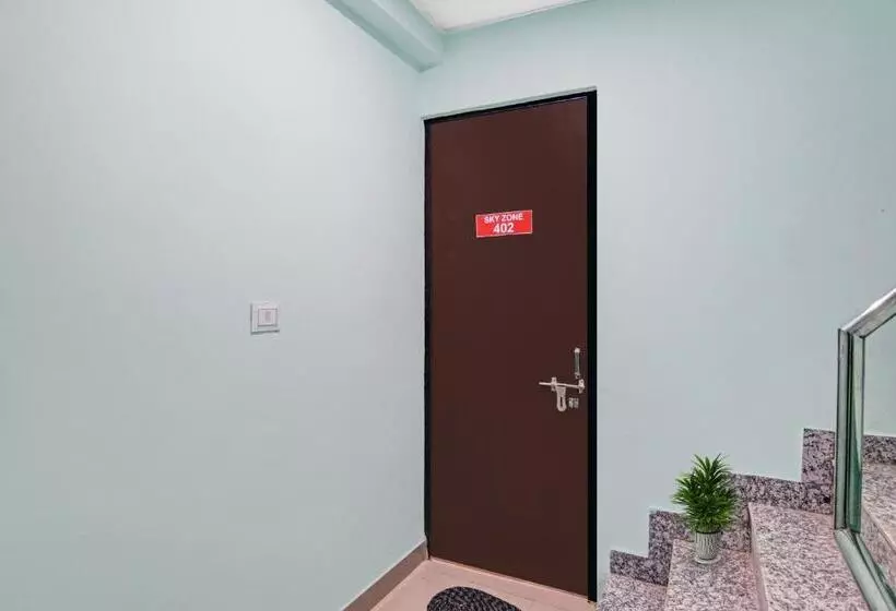 ホテル Flagship Sky Zone Near Dwarka Mor Metro Station