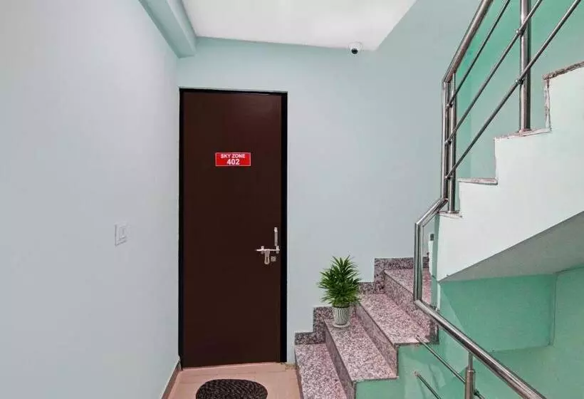 ホテル Flagship Sky Zone Near Dwarka Mor Metro Station