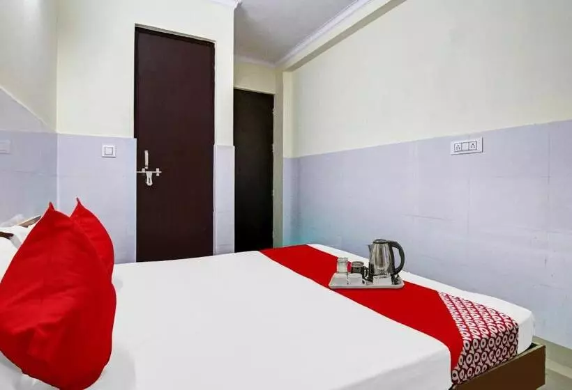 ホテル Flagship Sky Zone Near Dwarka Mor Metro Station