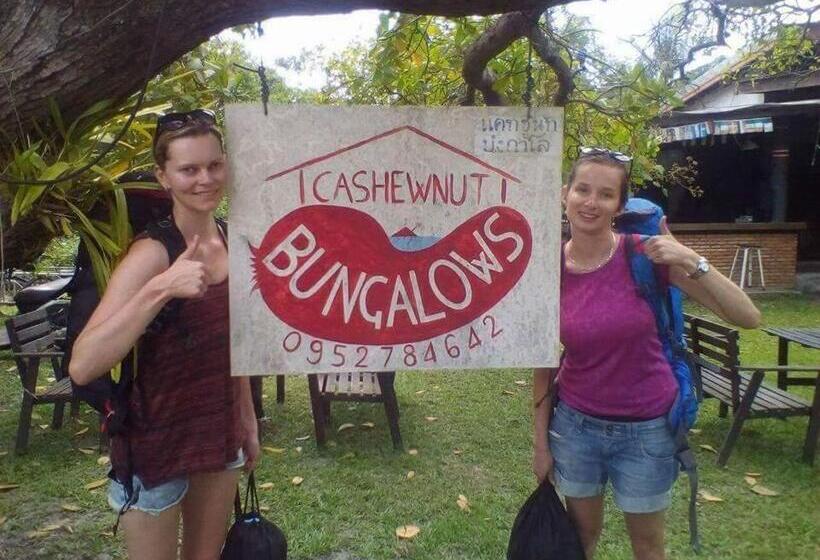 Pensió Cashew Nut Bungalow, Ko Mook