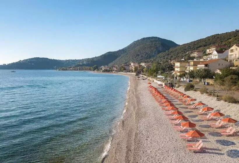 Hotelli Akrogiali Studios