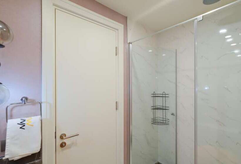 ホテル Avangart Residence By Newinn