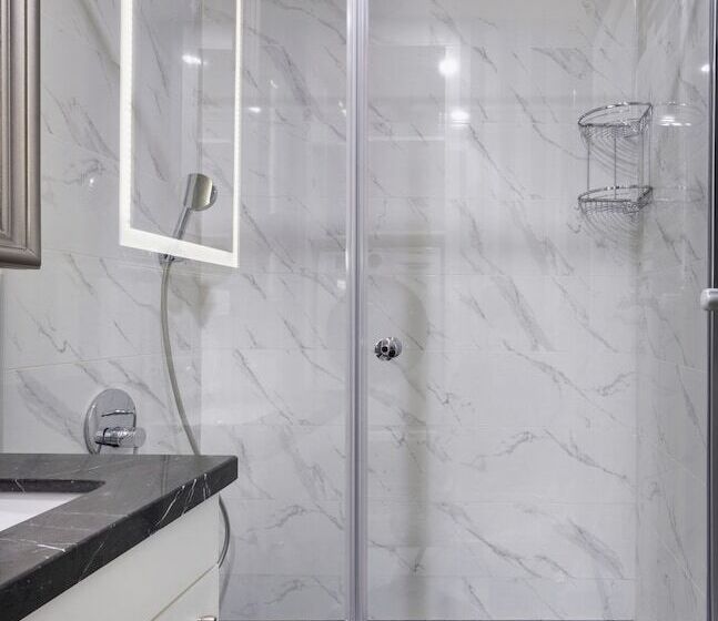 ホテル Avangart Residence By Newinn