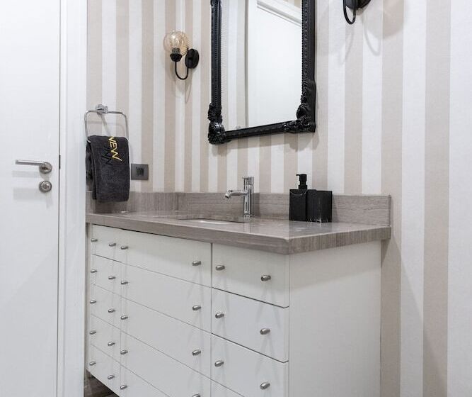 ホテル Avangart Residence By Newinn