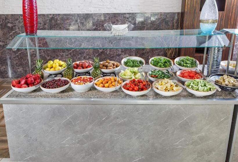 هتل Dedeman Kemer Resort   Ultra All Inclusive