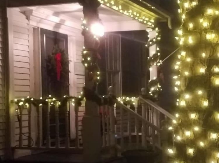 בית מלון כפרי Pinecrest Inn