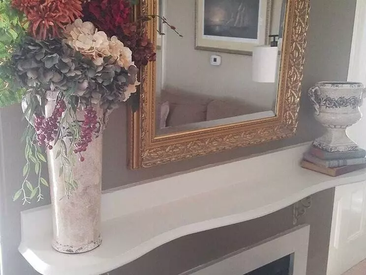 Hotelli Pinecrest Inn