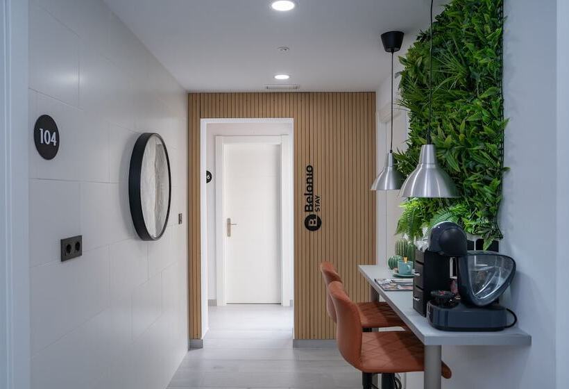 مسافرخانه Stay Belonio